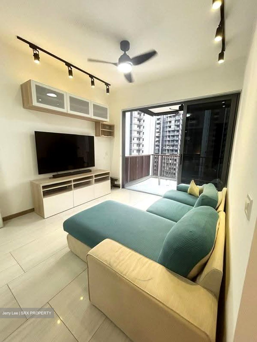 Lakeville (D22), Condominium #637791301